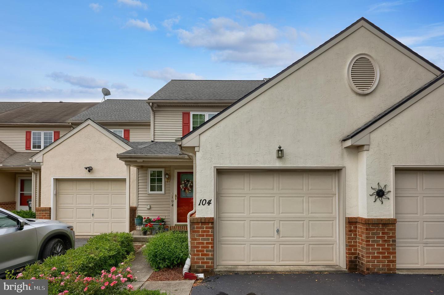 Property Photo:  104 Rutledge Avenue  PA 17601 