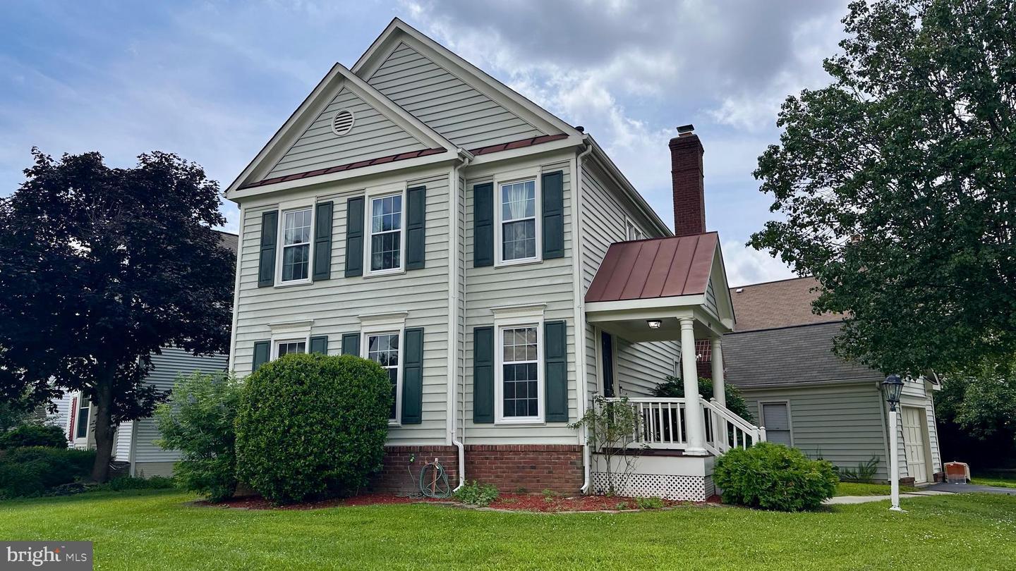 Property Photo: 6517 Summerton Way VA 22150