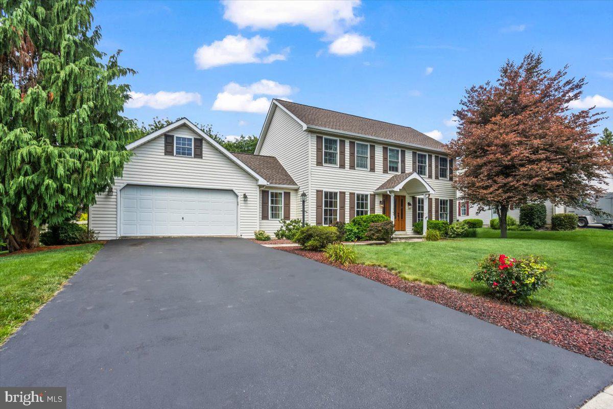 Property Photo: 165 Orchard Hill Drive PA 17078