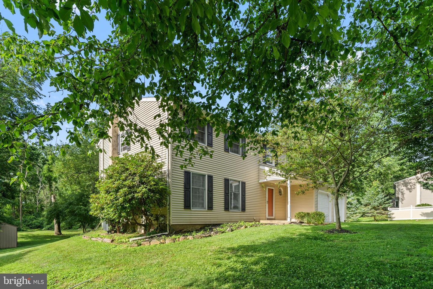 Property Photo: 7 Rabbit Run Lane PA 19343