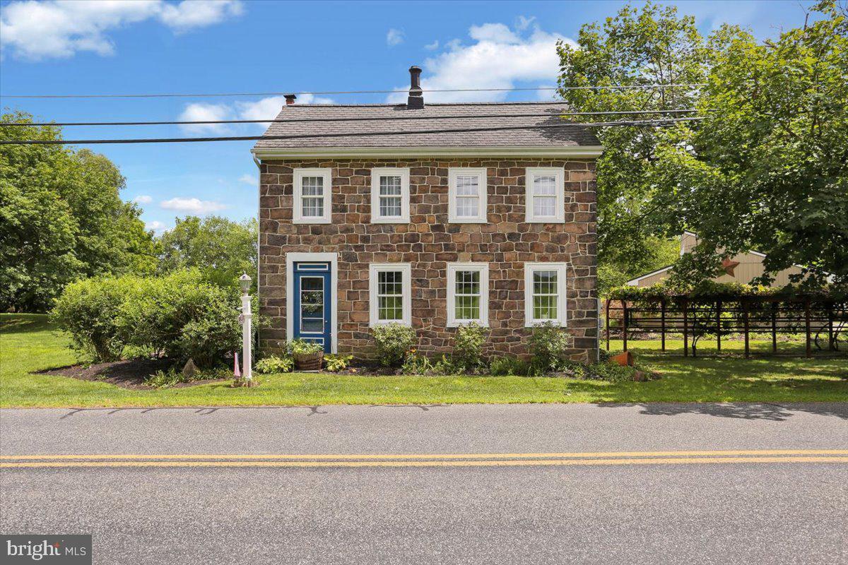 Property Photo: 356 Red Corner Road PA 19518