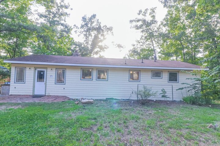 48 E Lakeshore Drive  Williford AR 72482 photo