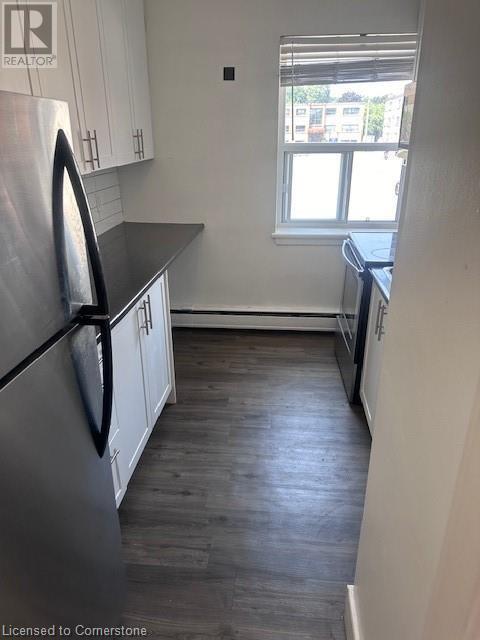 Property Photo:  2 Grant Boulevard 9  ON L9H 4N9 