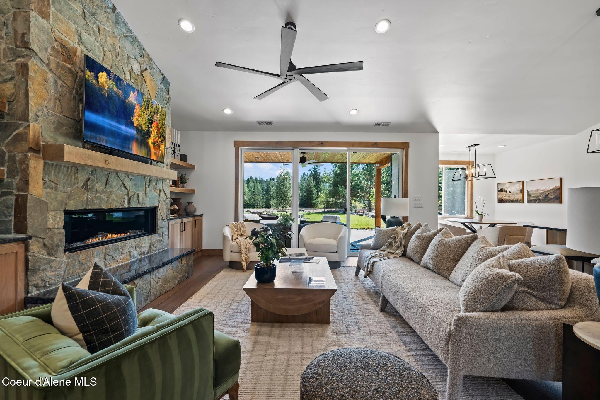 200 Osprey Ln  Sandpoint ID 83864 photo