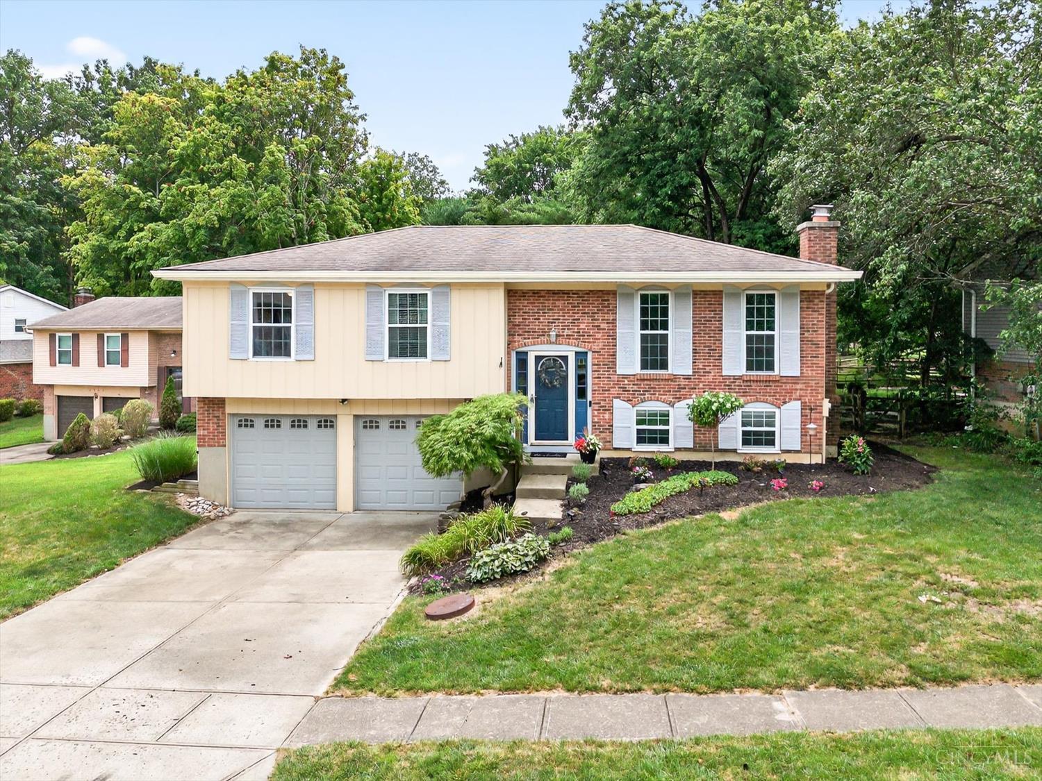 Property Photo: 2939 Larchwood Court OH 45039