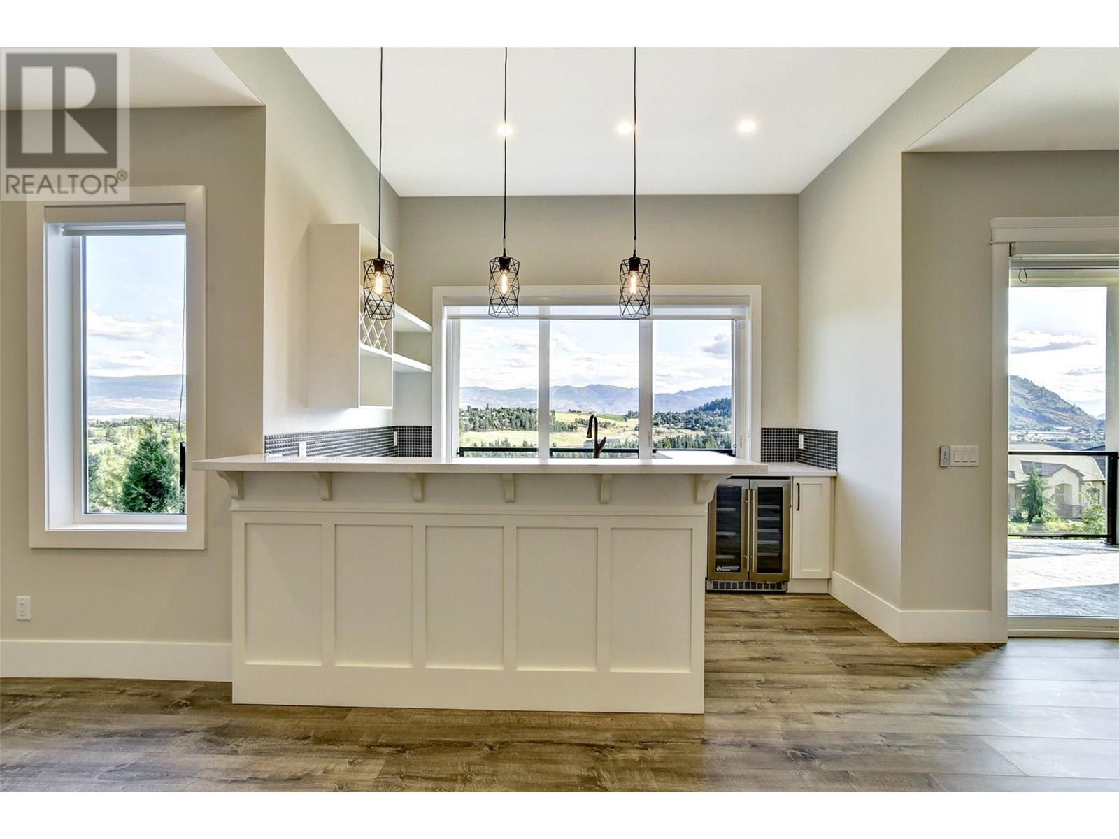 Property Photo: 1051 Aurora Heights BC V1Z 4B2