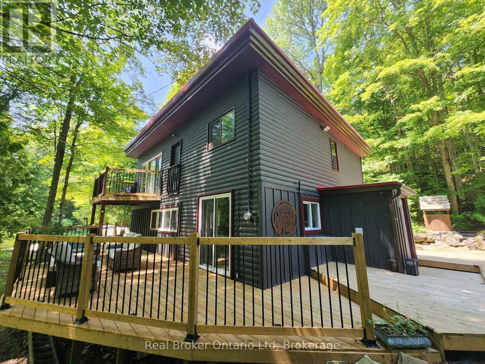 Property Photo:  12 7th Avenue  ON N0H 2T0 