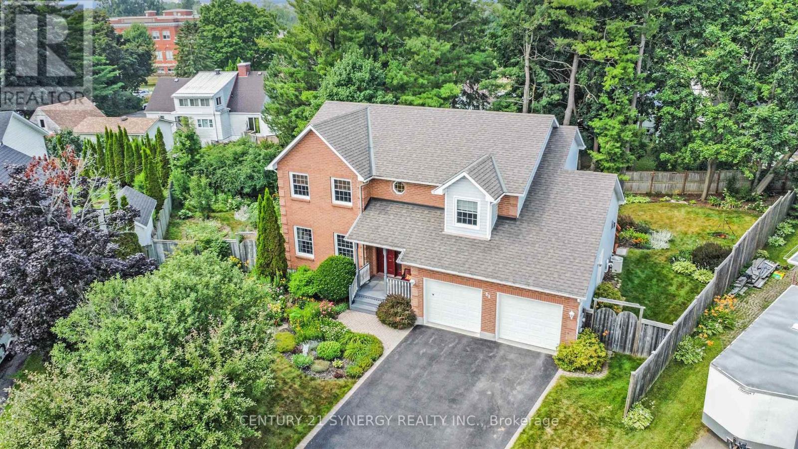 Property Photo: 31 Burgess Street ON K7C 4E1