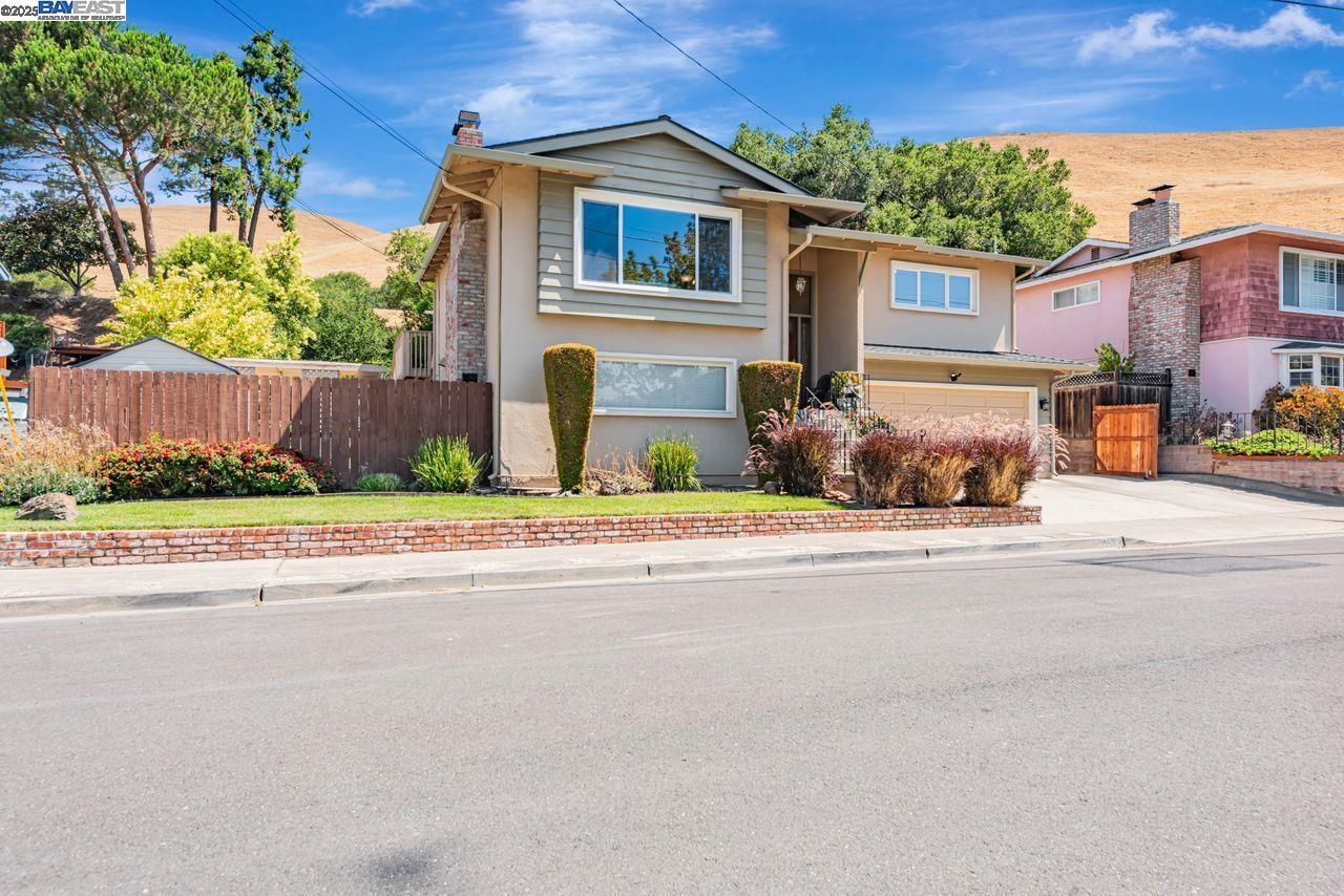 Property Photo:  32072 Chicoine Ave  CA 94544 