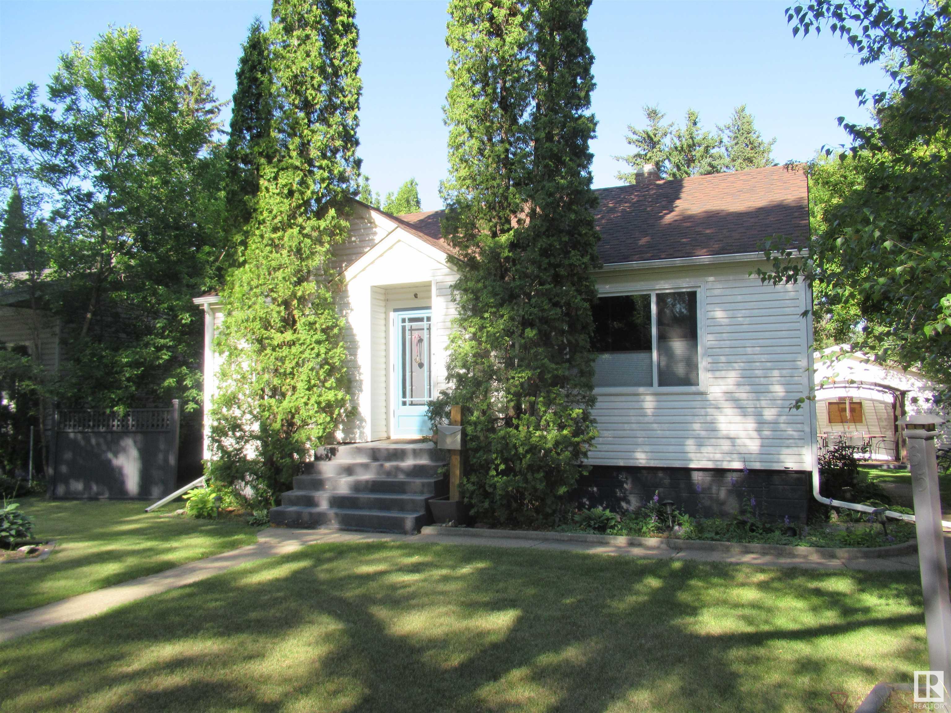 Property Photo: 11435 63 Street NW AB T5W 4G1