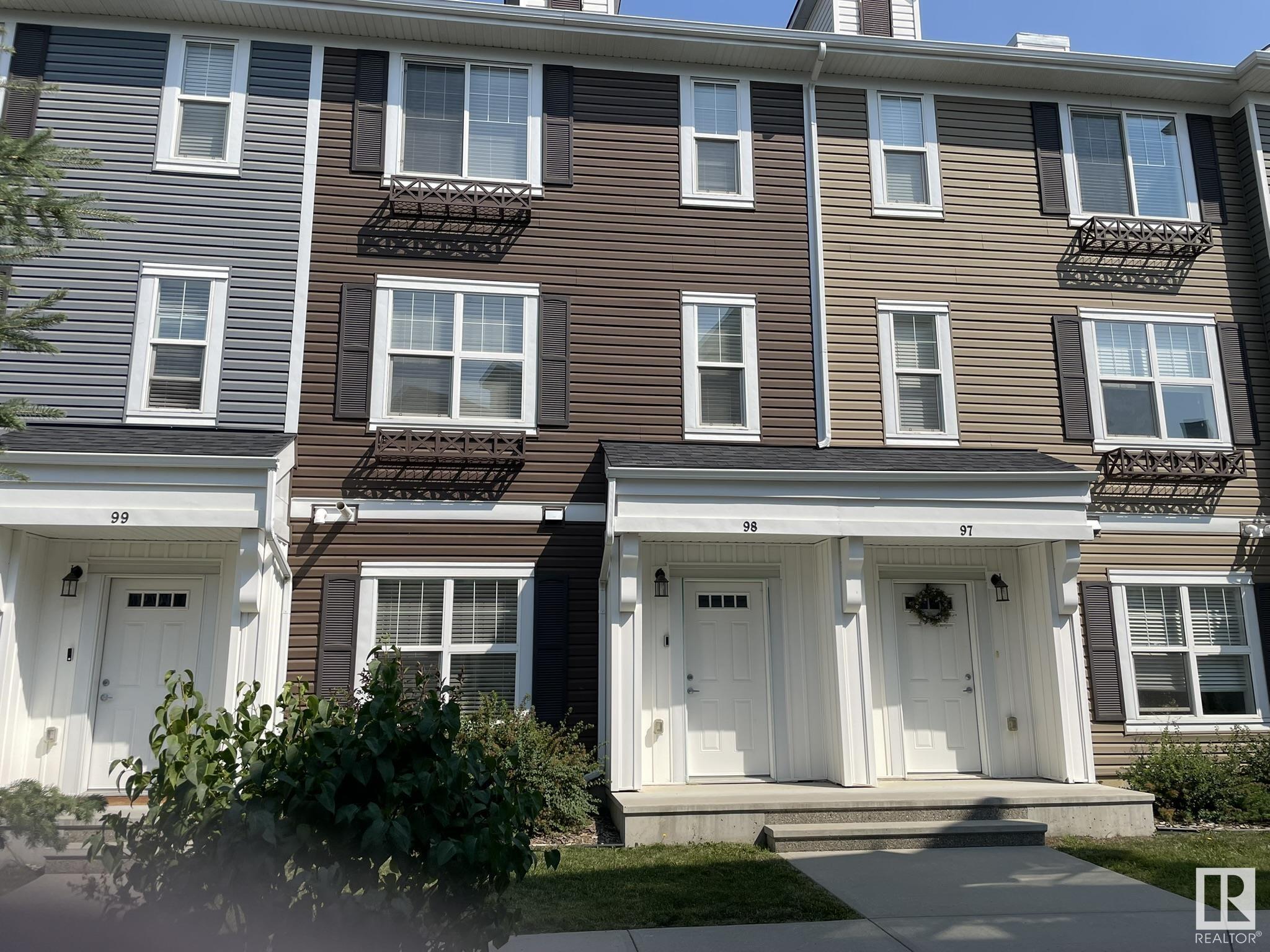 Property Photo: 903 Crystallina Nera Way NW 98 AB T5Z 0N6
