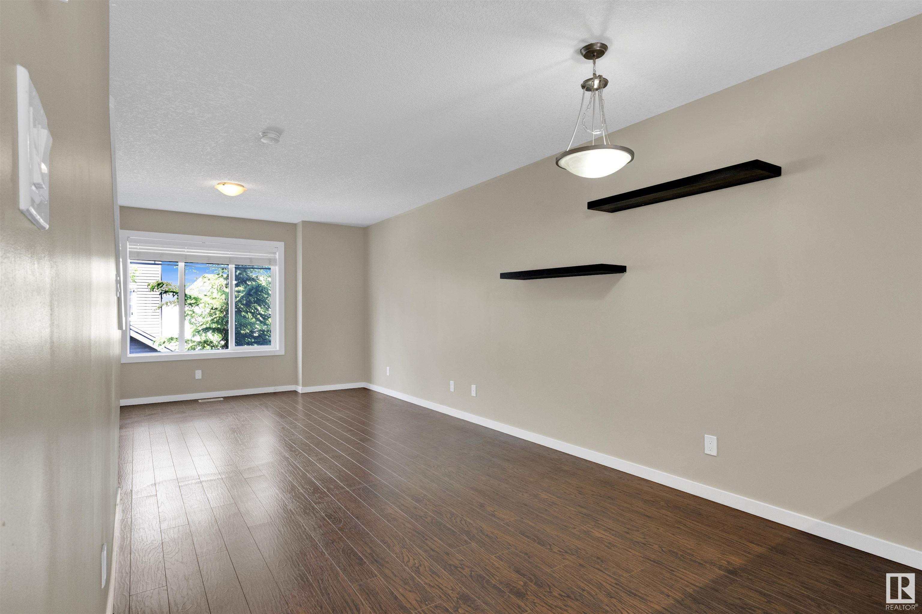 9515 160 Avenue NW 50  Edmonton AB T5Z 0M4 photo