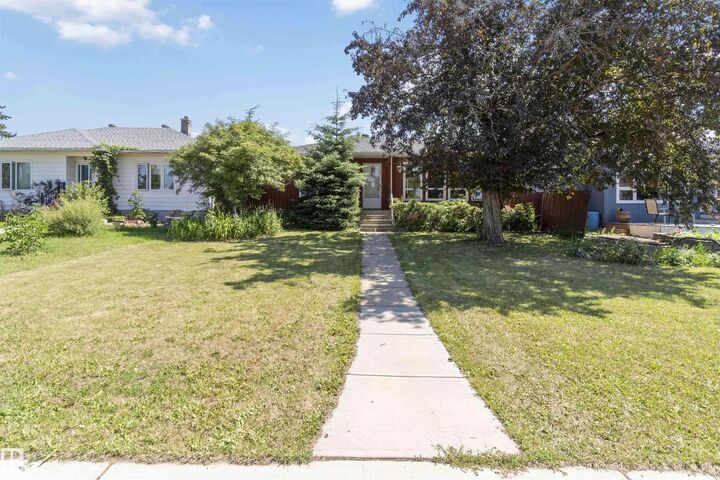Property Photo:  10951 118 Street NW  AB T5H 3P1 
