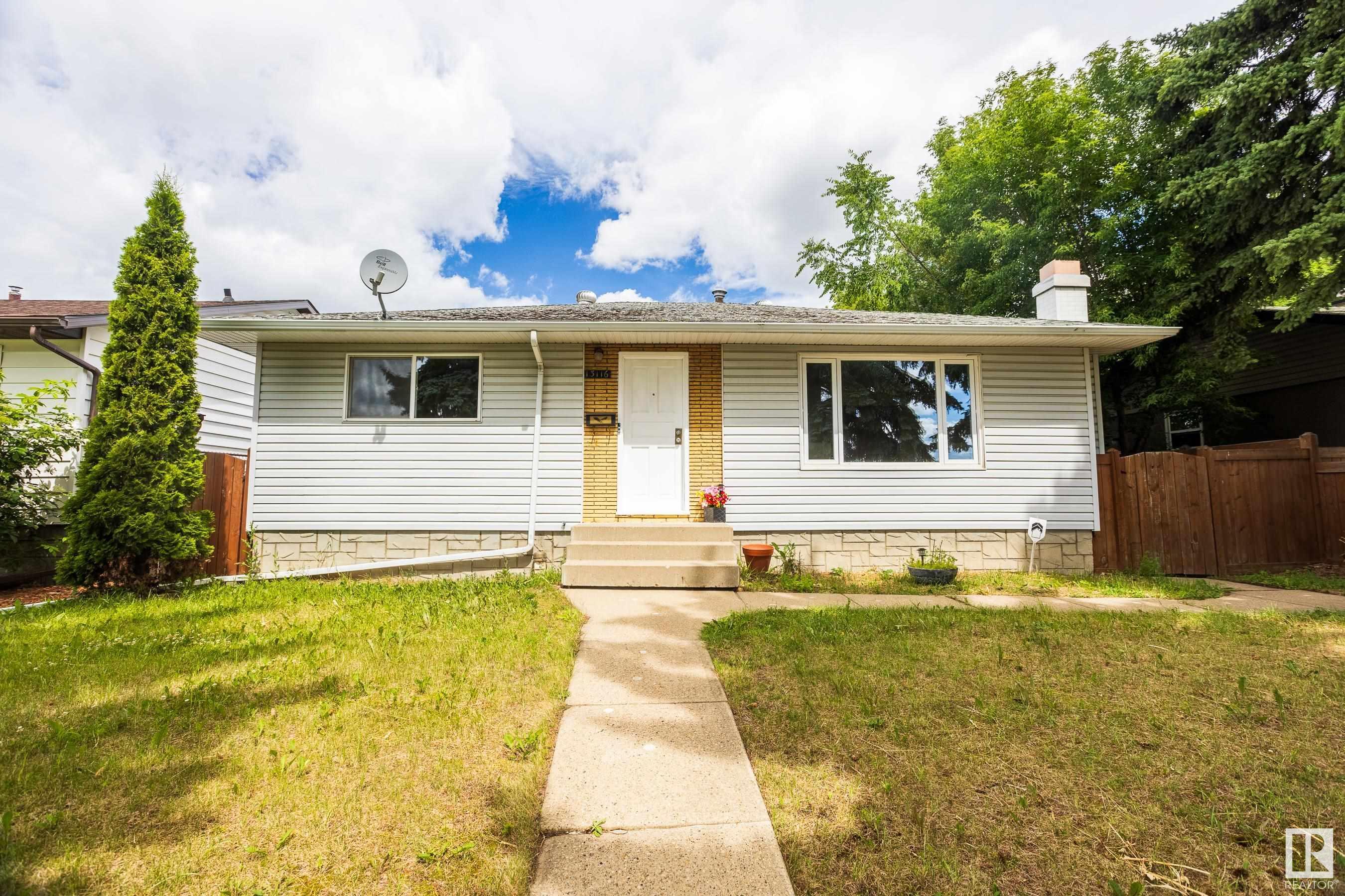 Property Photo: 13116 136 Avenue NW AB T5L 4B3