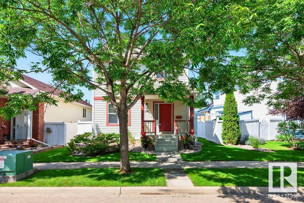 1818 Tomlinson Crescent NW  Edmonton AB T6R 2T4 photo