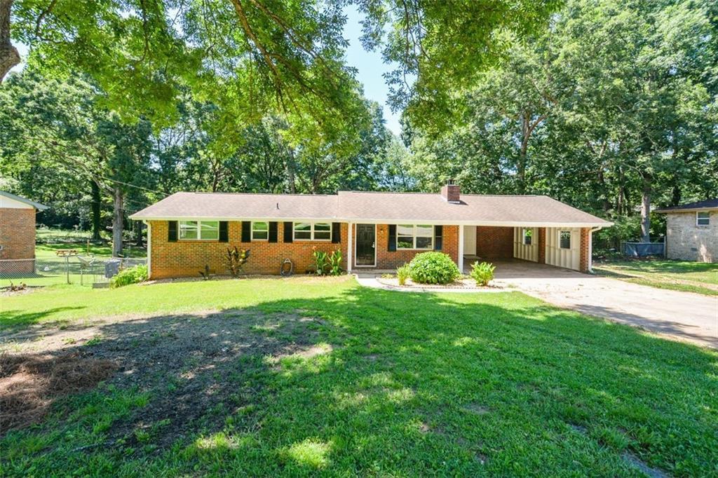 Property Photo: 5875 N Bear Drive GA 30135