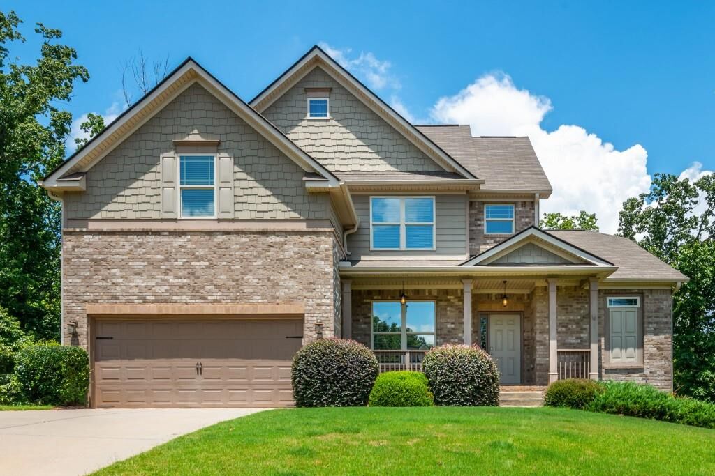 Property Photo: 9445 Dunmoore Drive GA 30028