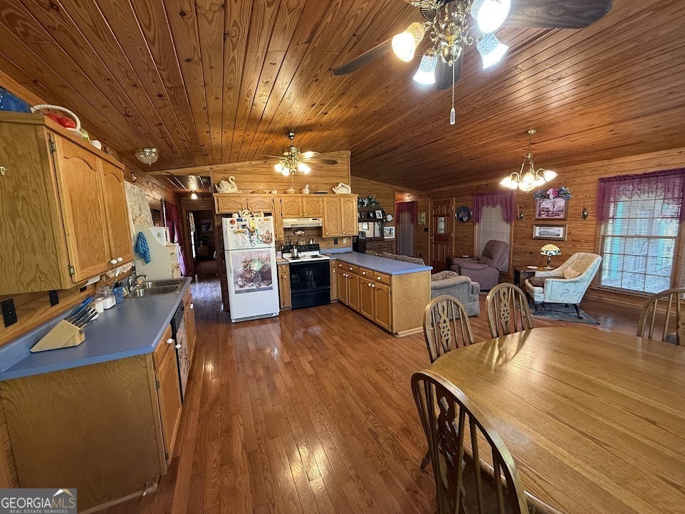 Property Photo: 3539 15th Avenue E AL 36854