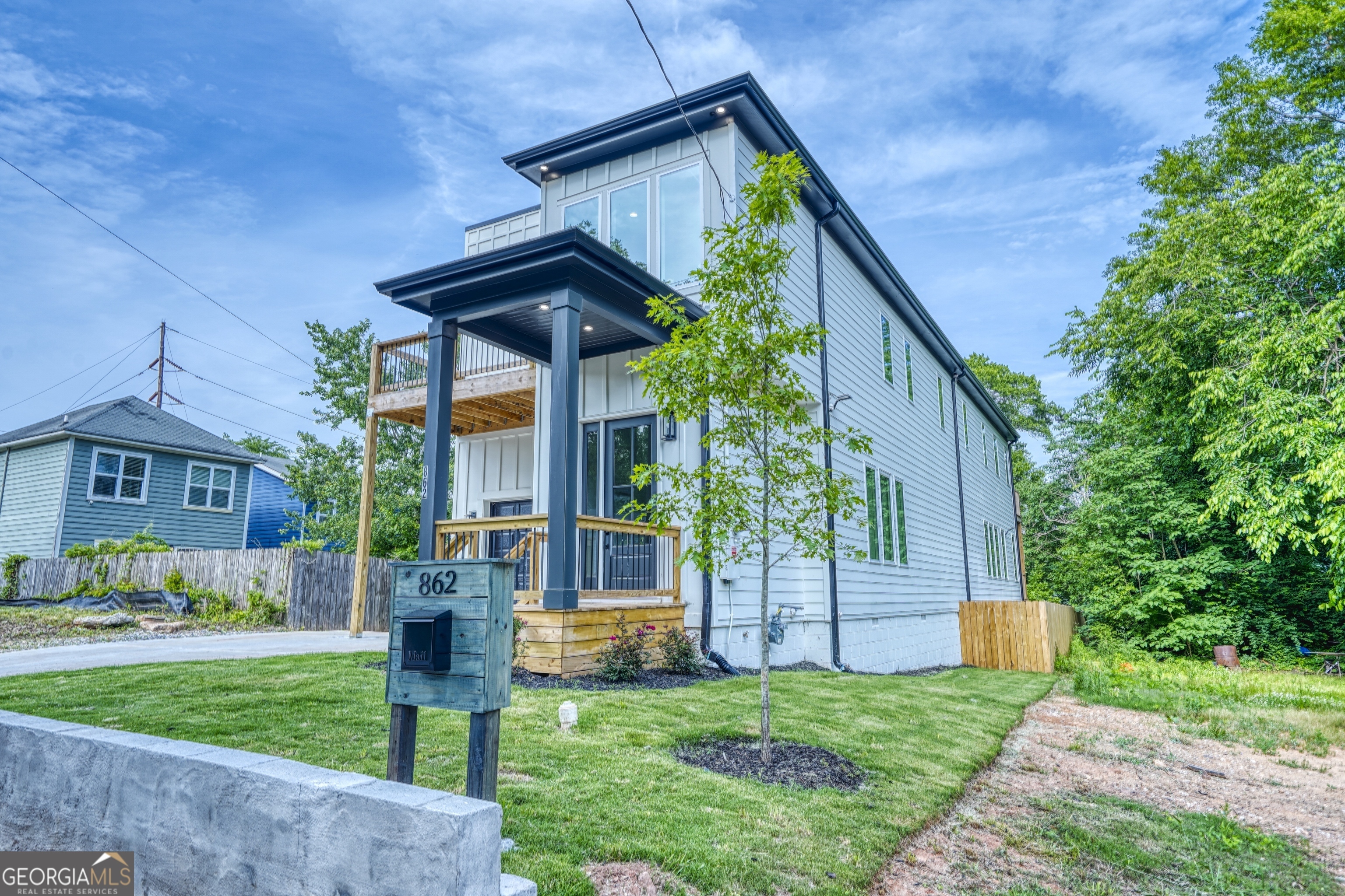 Property Photo:  862 Hobson Street SW  GA 30310 