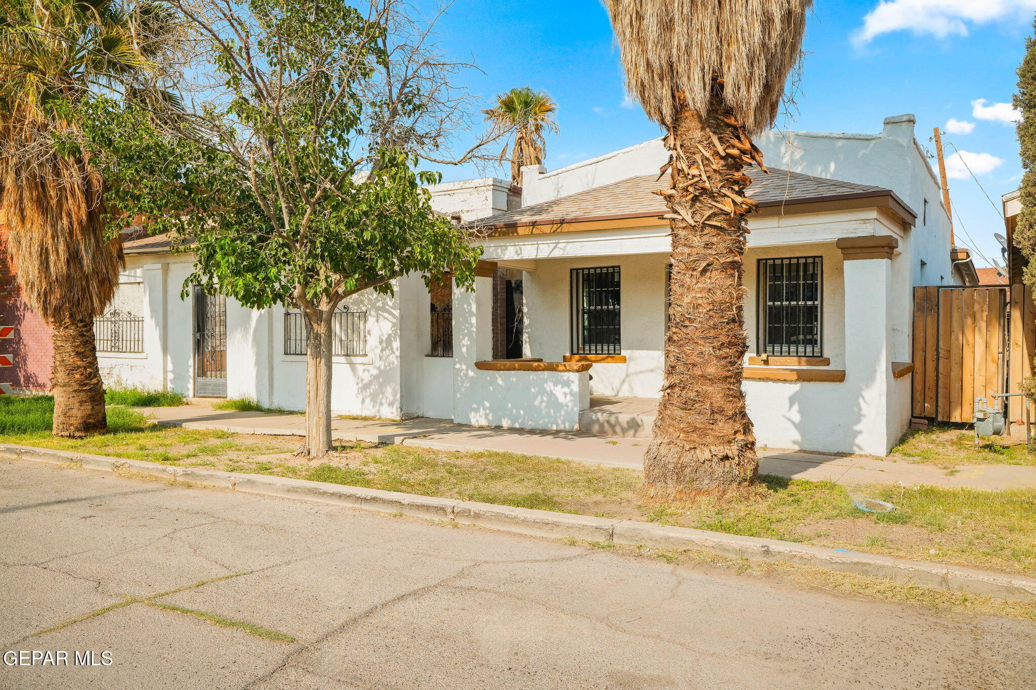 120 S Raynor Street  El Paso TX 79905 photo