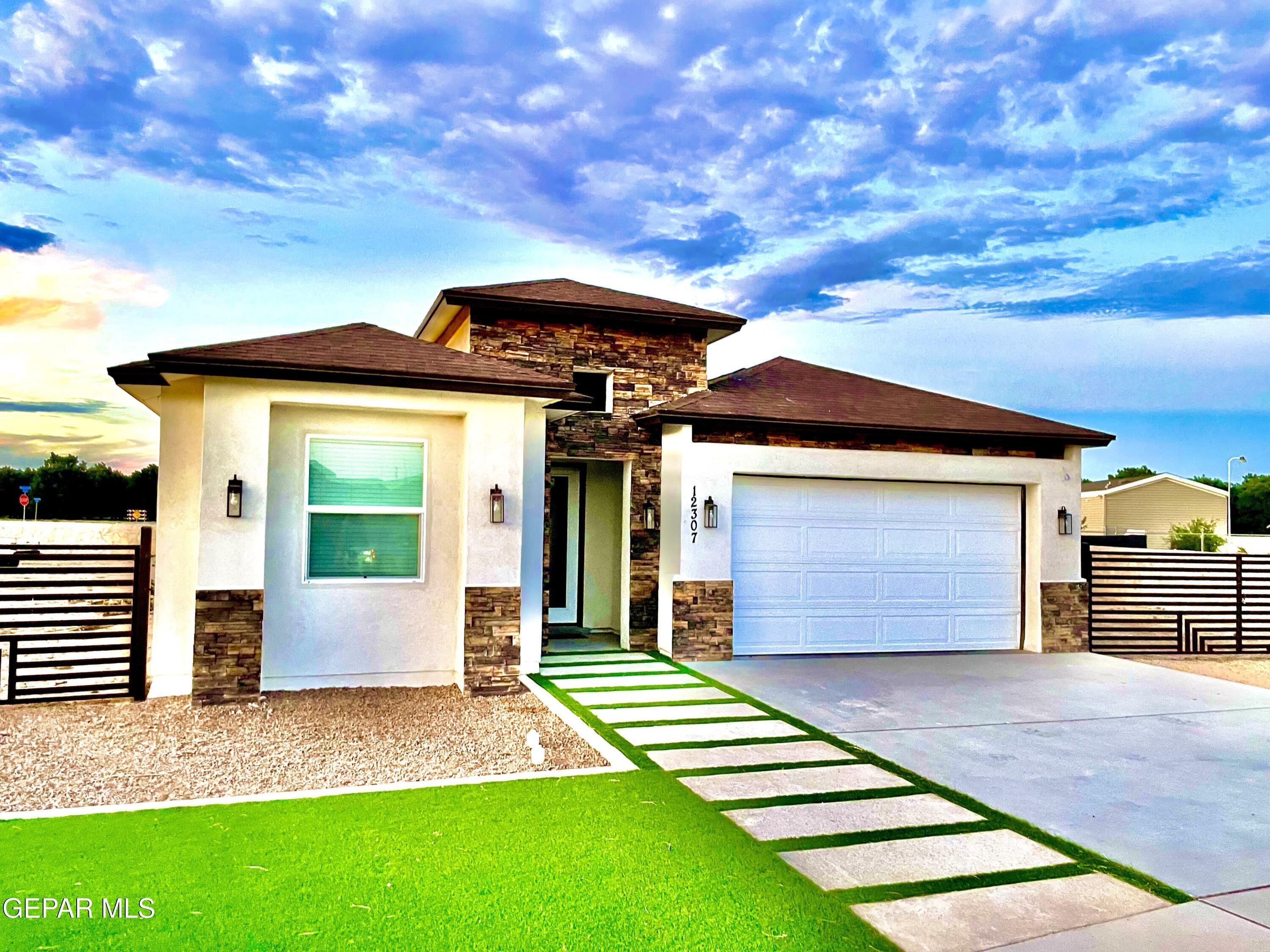 Property Photo:  754 Delilah Avenue  TX 79927 