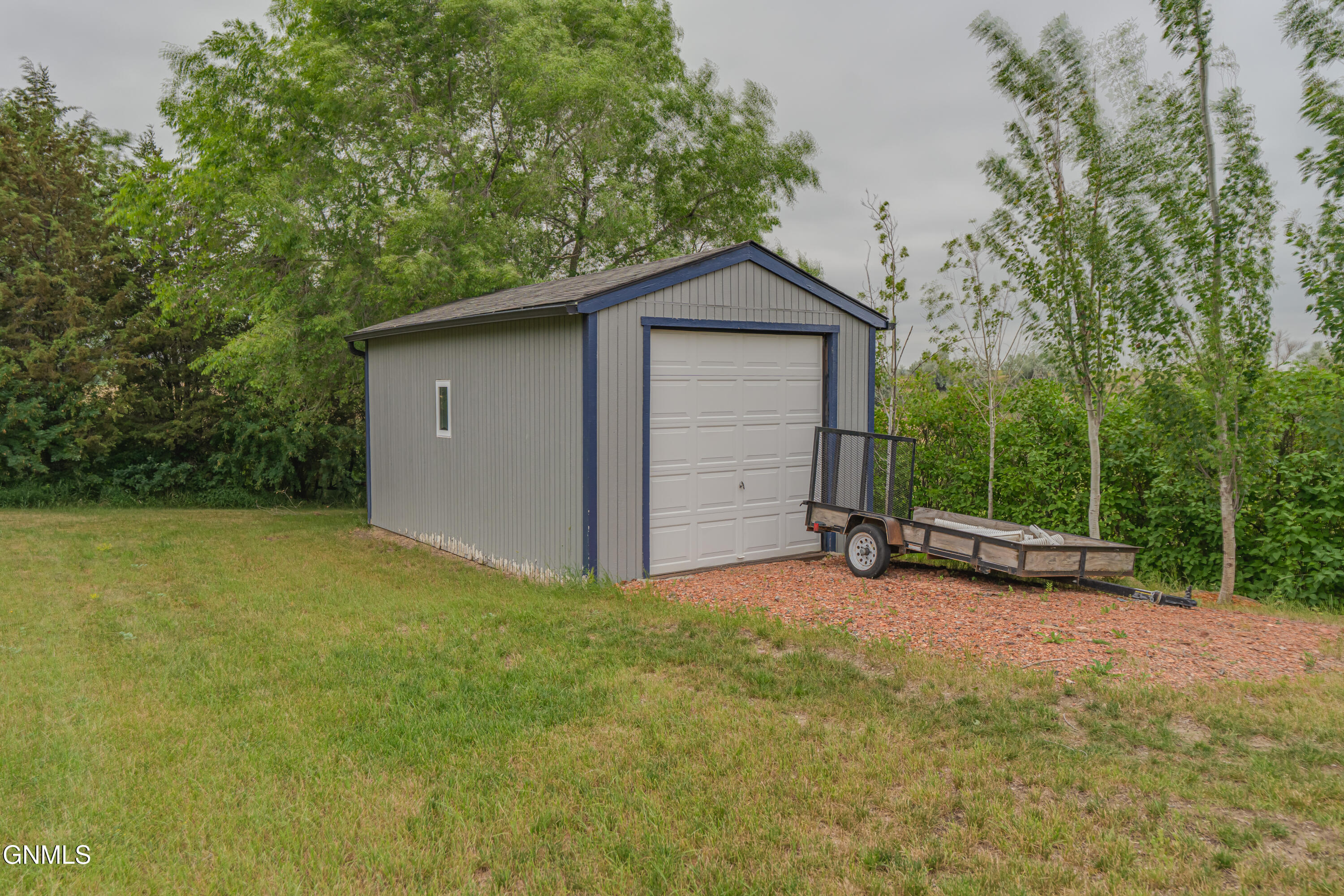 Property Photo: 2711 6th Avenue N ND 58554