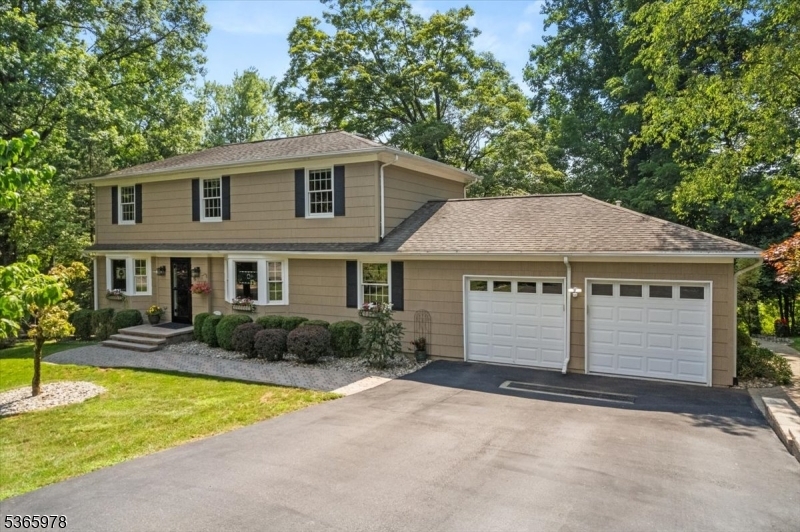 Property Photo: 15 Woodland Terrace NJ 08829