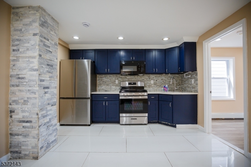 Property Photo:  317 Richmond St  NJ 07060 