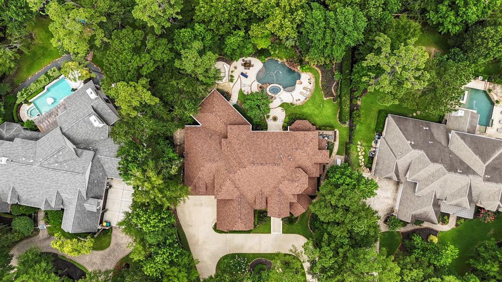 Property Photo: 30 W Bracebridge Circle TX 77382
