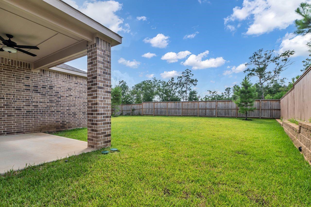 Property Photo: 6213 White Spruce Drive TX 77304