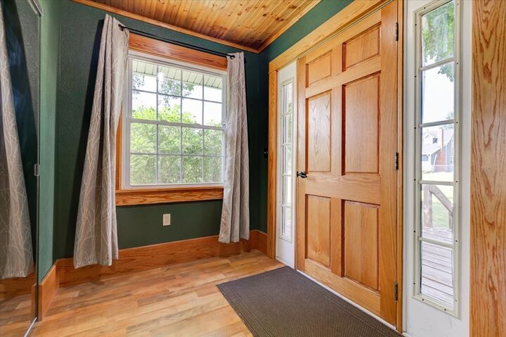 Property Photo: 509 Cedar Avenue IA 50276