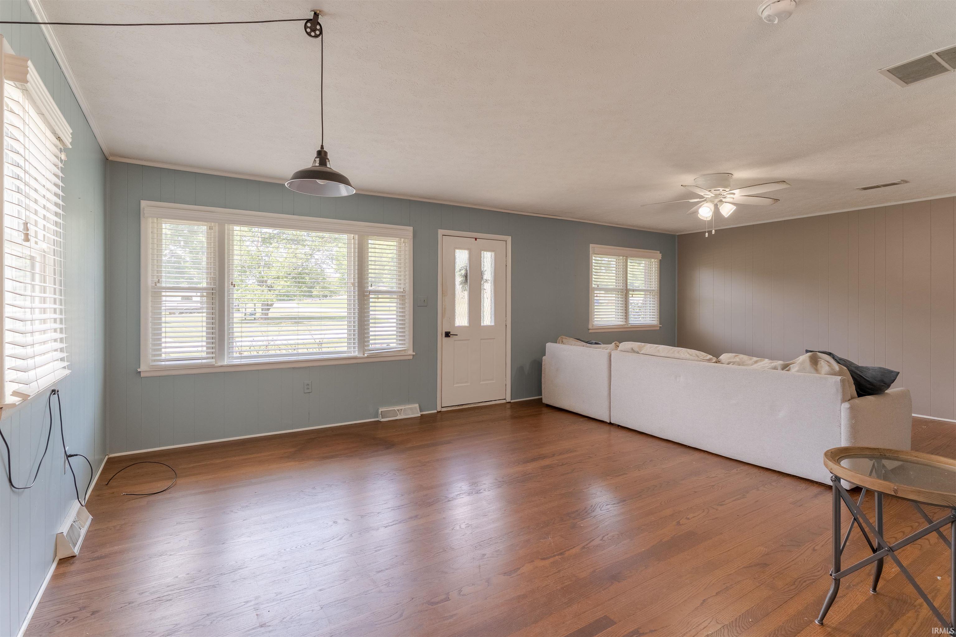 Property Photo: 1299 Homestead Drive IN 47601