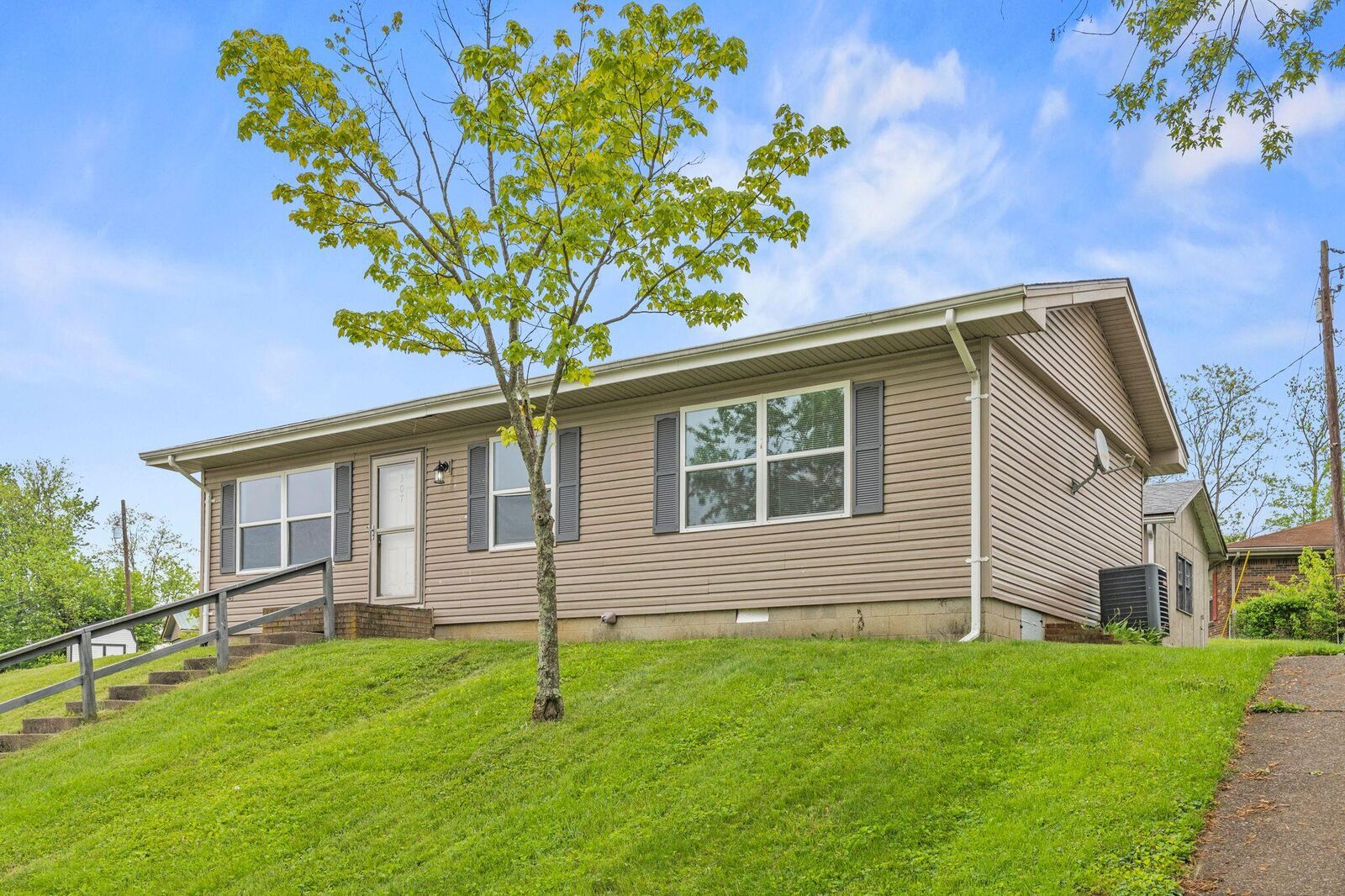 Property Photo: 307 Blair Avenue KY 40391