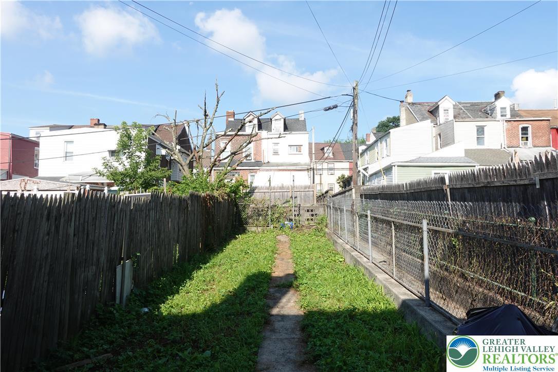 Property Photo: 222 N Front Street PA 18102