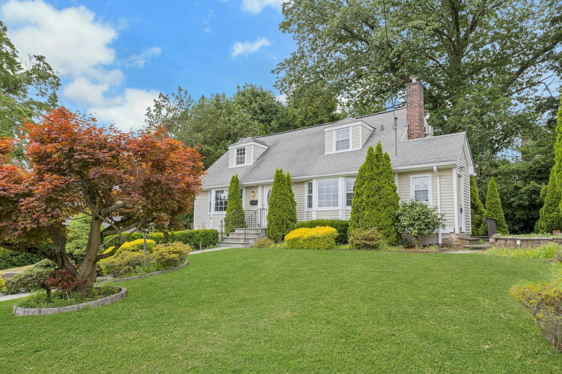 11 Kingston Avenue  West Harrison NY 10604 photo