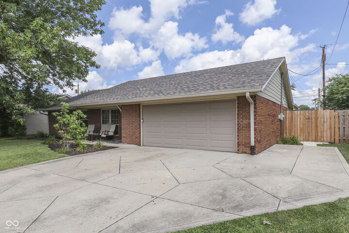 Property Photo: 169 Briar Hill Drive IN 46184