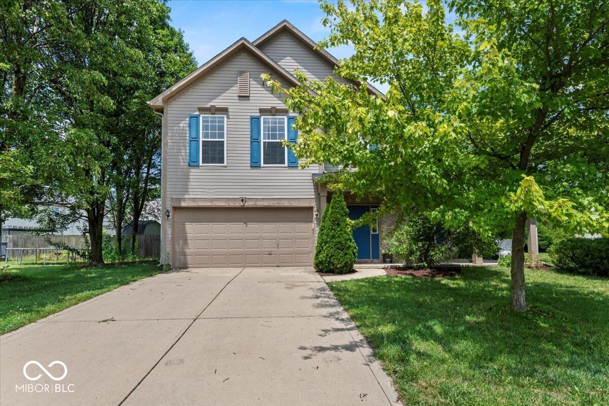 Property Photo:  10156 Bootham Close  IN 46038 
