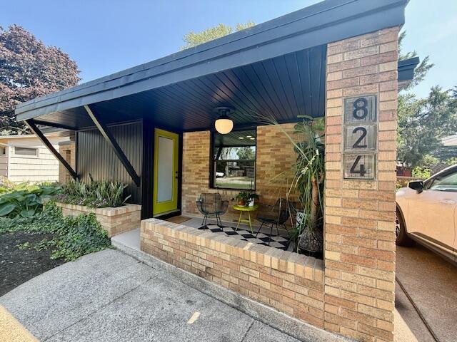 Property Photo:  824 W 24th Street  MI 49423 