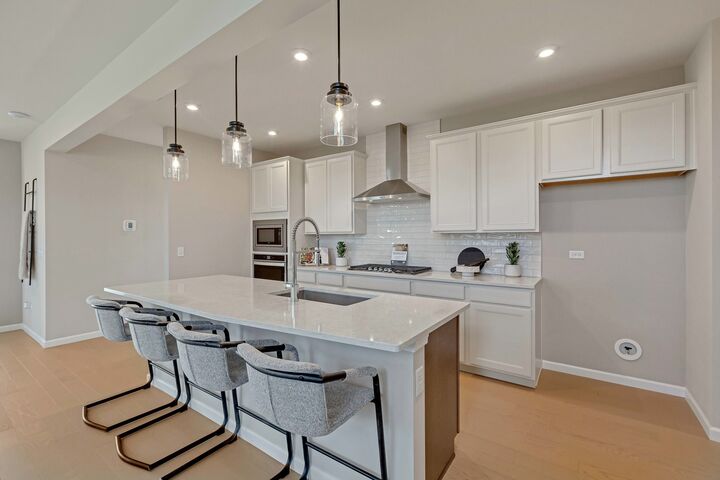 Property Photo:  6213 Links Drive 26001  IL 60517 
