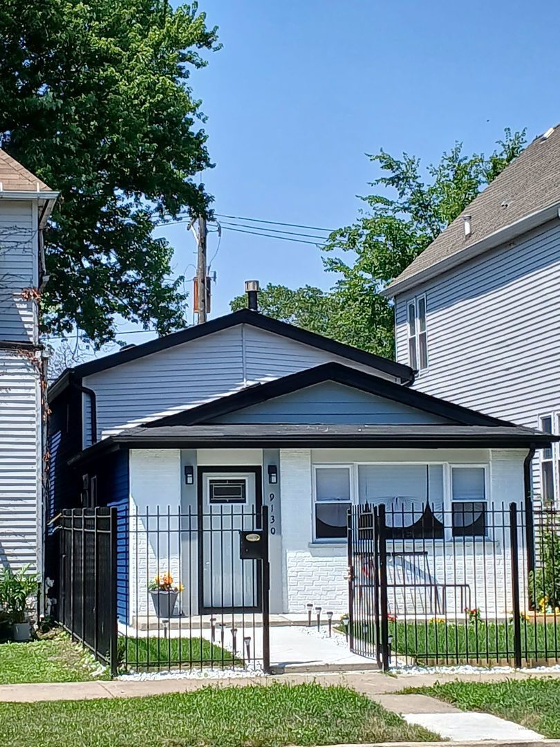 Property Photo: 9130 S Greenwood Avenue IL 60619