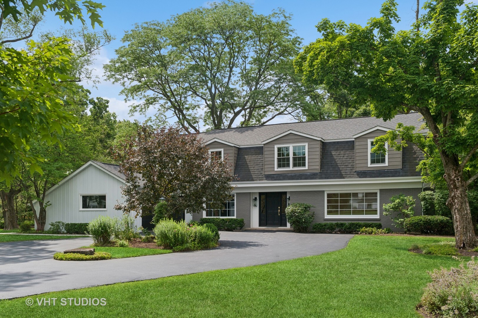 Property Photo: 1799 Farm Road IL 60045