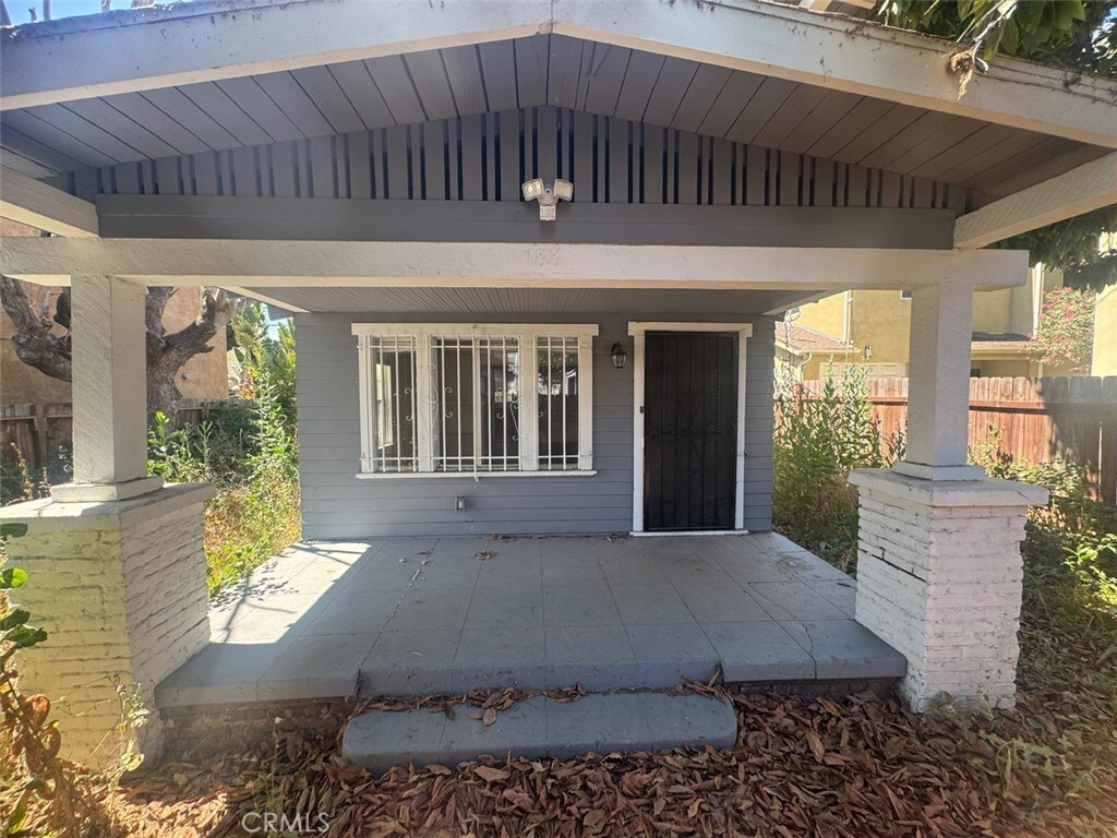 Property Photo:  788 E 40th Place  CA 90011 