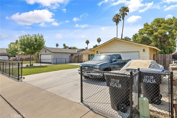 Property Photo:  1911 W Vine Street  CA 93277 