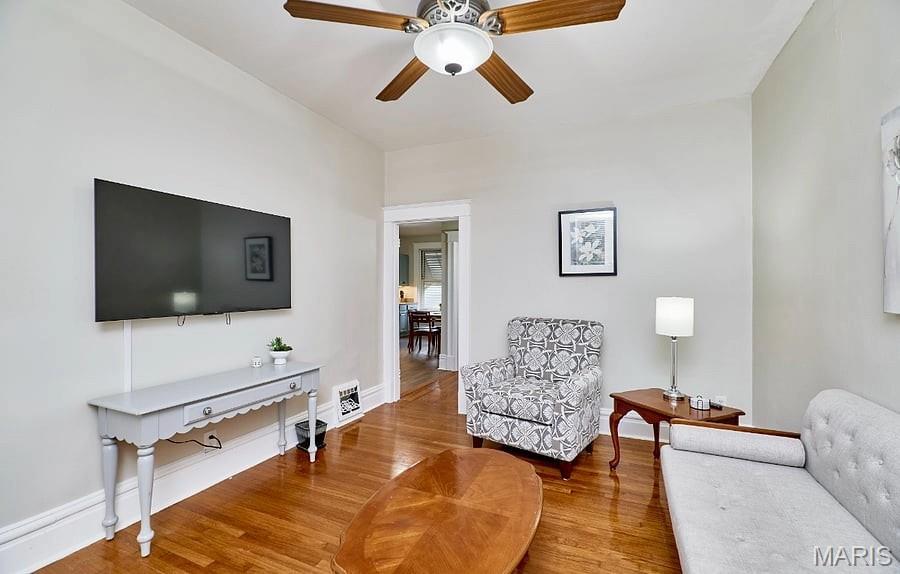 Property Photo: 4936 Bonita Avenue MO 63109