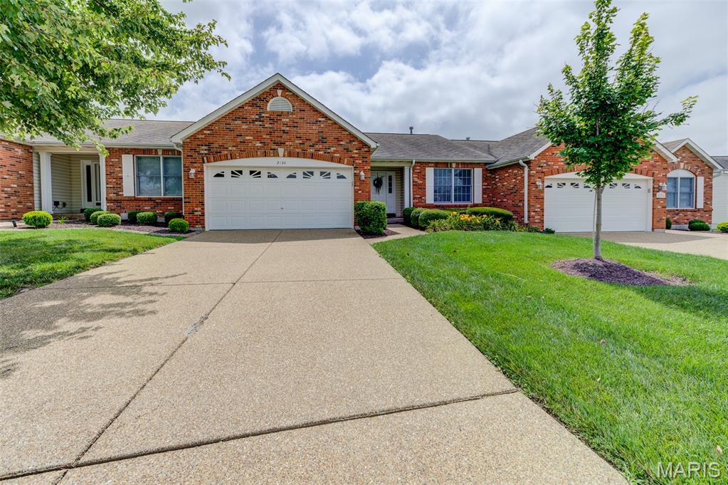 2134 Farnsworth Drive  O'Fallon MO 63368 photo