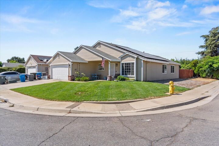 Property Photo: 3003 Corinne Court CA 95953