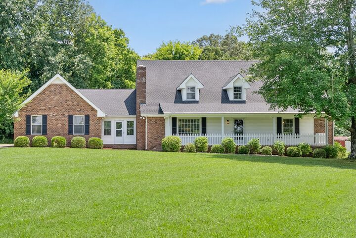 Property Photo:  844 Meriwether Rd  TN 37040 