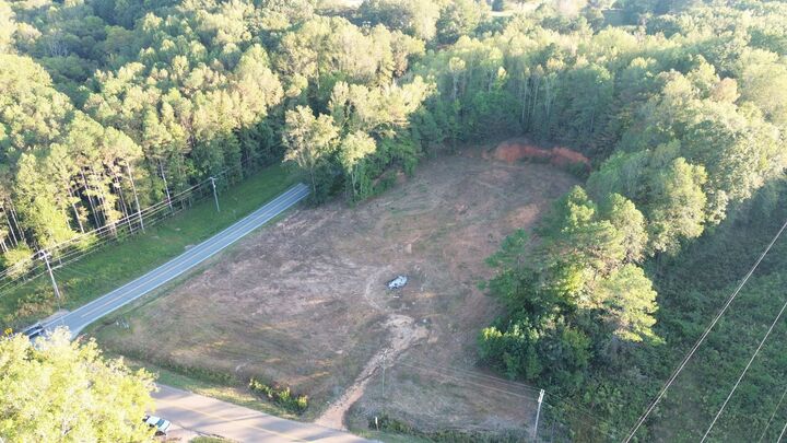 Property Photo:  0 W Point Rd  TN 38464 