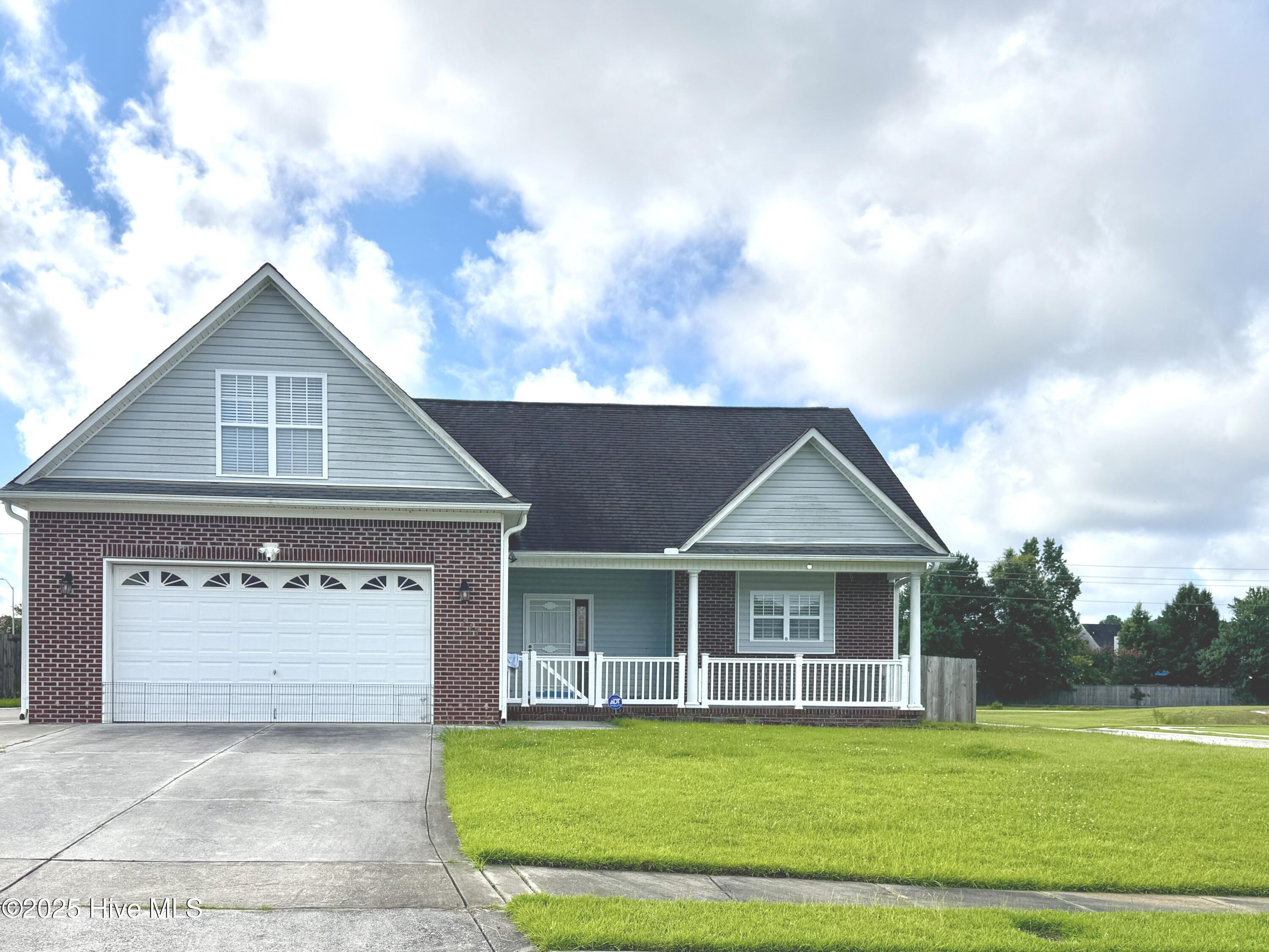117 Ravenscroft Way  Jacksonville NC 28540 photo