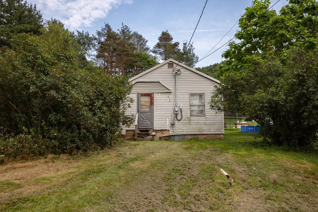 221 S Williamson Rd  Blossburg PA 16912 photo